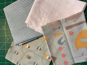 Metre Scrap 6023  - 4 Fat Quarters. Product thumbnail image